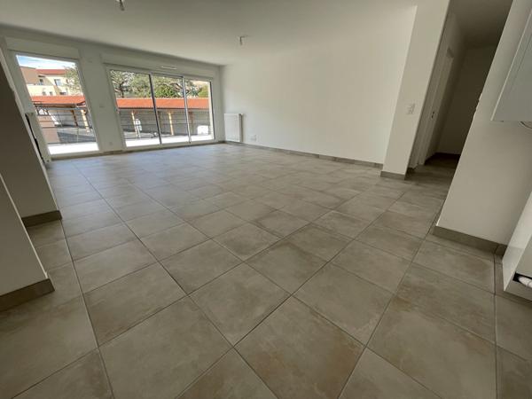 Appartement Vaugneray 4 pièce(s) 90.94 m2, terrasse