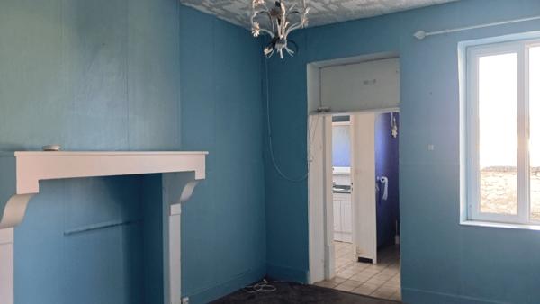 Maison 4 pièce(s) 71 m² , GRANGE ET DEPENDANCES