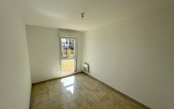 Appartement à louer    3 pièces • 60,90 m2 Garons