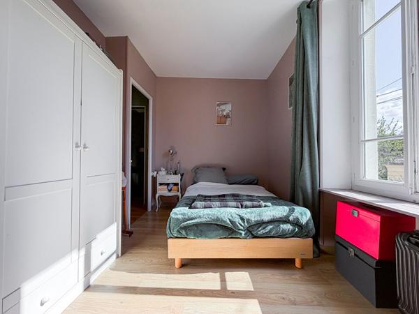 A VENDRE / ANGERS - Propriété d'exception de 246 m² avec 5 studios et terrain de 3 700 m² !