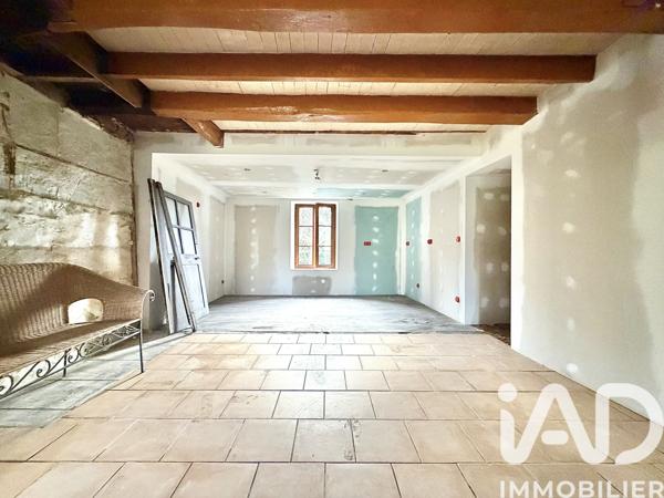 Maison à vendre 4 pièces 75 m² Saint-Martin-Sainte-Catherine
