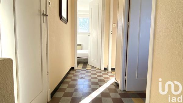 Maison 6 pièces de 90 m² à Douzens (11700)