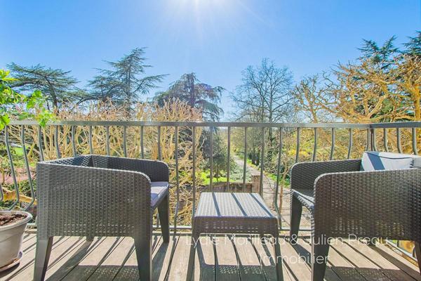 APPARTEMENT T4 LUMINEUX - VUE SUR PARC DE PROCÉ