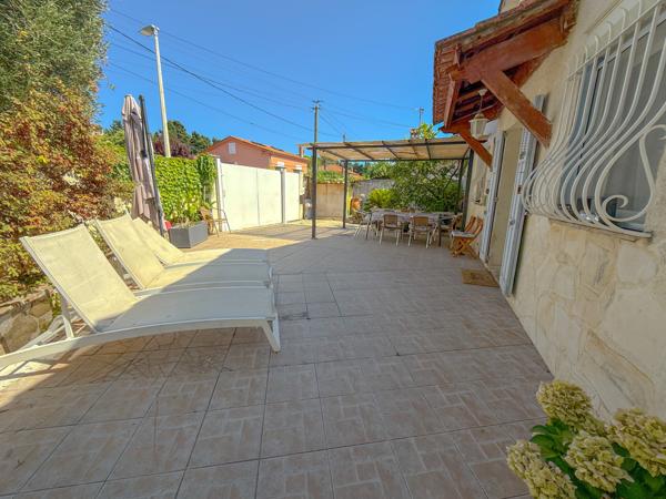 Antibes (06600) Maison 5 pièces Antibes au calme absolu