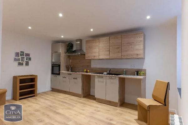Maison à louer 5 pièces 73.64m² Ravel (63190)