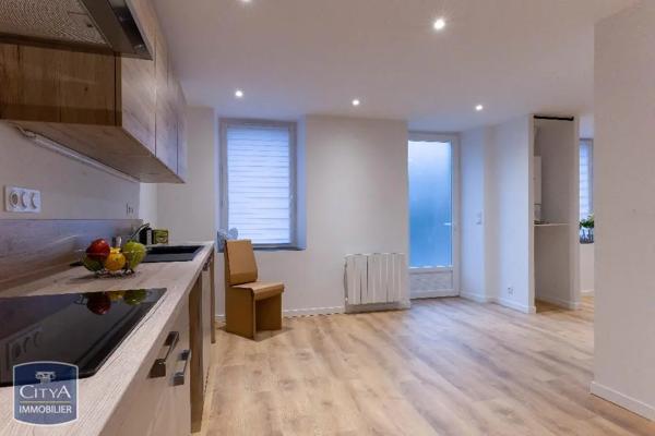 Maison à louer 5 pièces 73.64m² Ravel (63190)