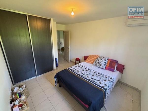 A vendre T2 à Ste Clotilde, residence Coquelicot 3, chemin Finette.