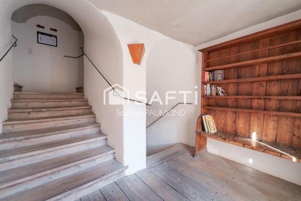 Hôtel-Restaurant 3 étoiles – 1 074 m² – 27 chambres