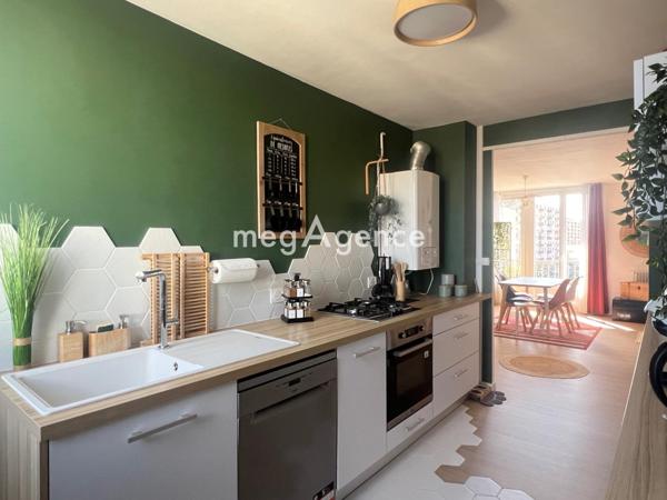 Appartement à ECHIROLLES, 38130 - 2 pièces 60m²