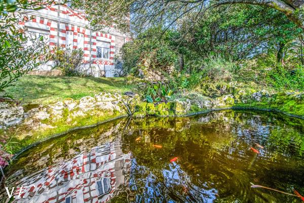 ARCACHON - VILLE D'HIVER - ELEGANTE DEMEURE D'EXCEPTION
