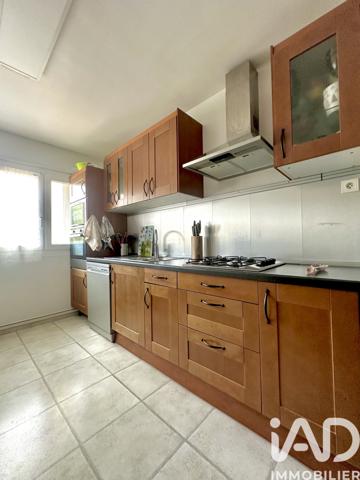 Appartement à vendre 4 pièces 81,83 m² Maurepas