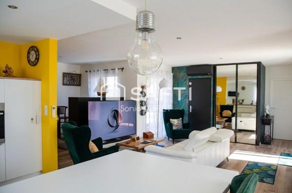Maison familiale avec piscine
