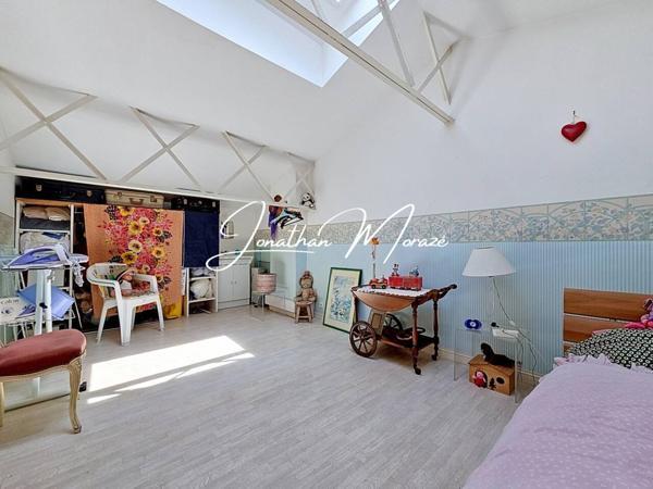 Appartement à vendre 4 pièces de 147 m²