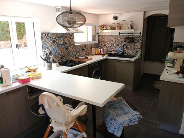 Villa avec appartement indépendant, piscine et garage - SOLLIES-TOUCAS