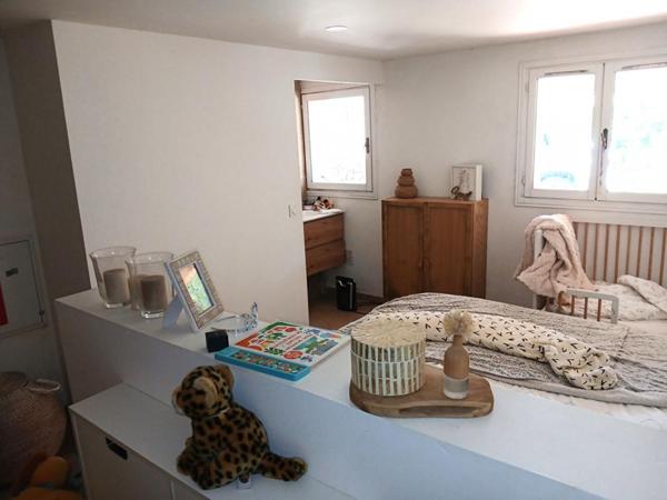 Villa avec appartement indépendant, piscine et garage - SOLLIES-TOUCAS