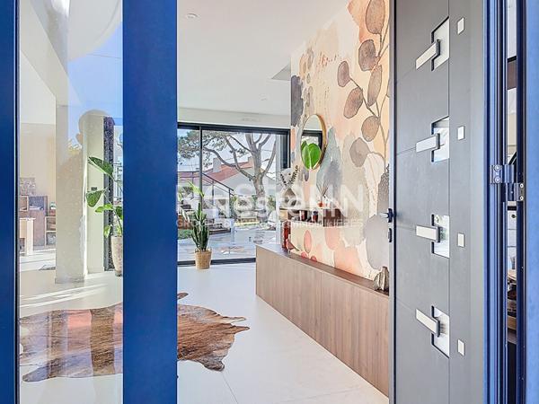 Maison Saint Gilles Croix De Vie 7 pièce(s) 264 m2