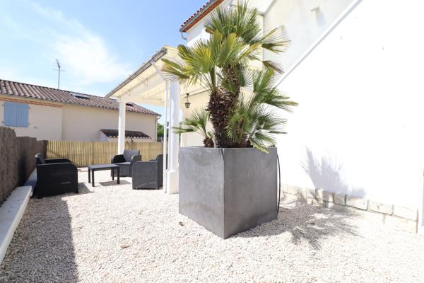 SAINT PALAIS SUR MER - 400 M PLAGE DU BUREAU ET DES COMMERCES - APPARTEMENT 91 M² HABITABLES AVEC VUE DEGAGÉE