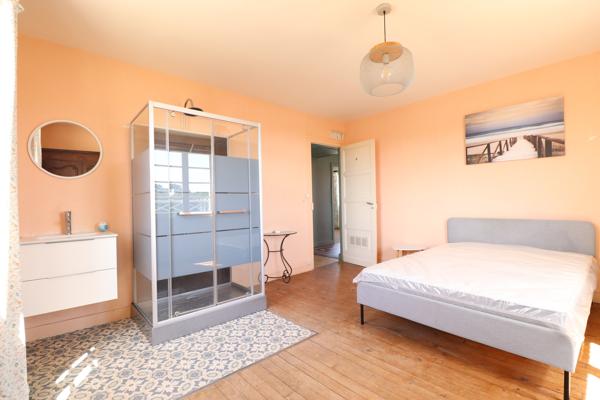 SAINT PALAIS SUR MER - 400 M PLAGE DU BUREAU ET DES COMMERCES - APPARTEMENT 91 M² HABITABLES AVEC VUE DEGAGÉE