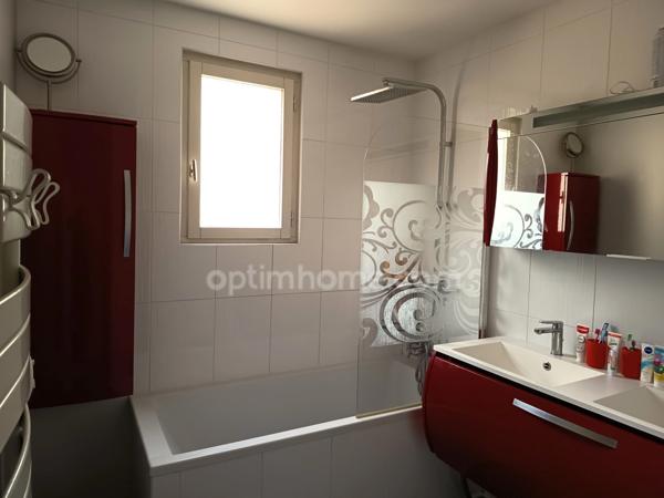 Maison 4 pièces SAINT GENEST LERPT (42)