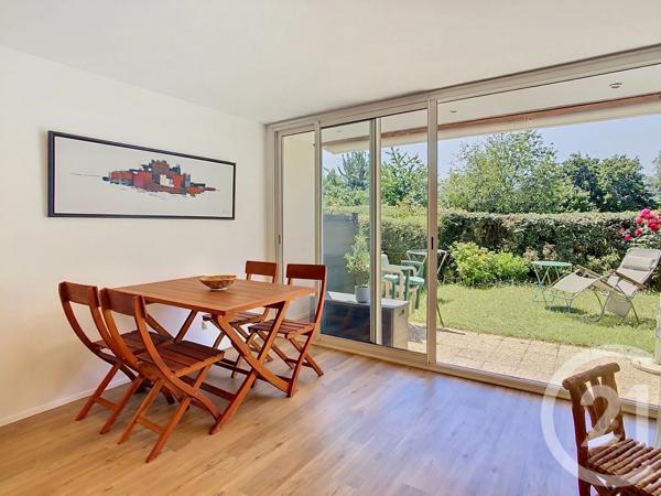 Appartement F2 à vendre  2 pièces - 33,14 m 2   ARZON  - 56