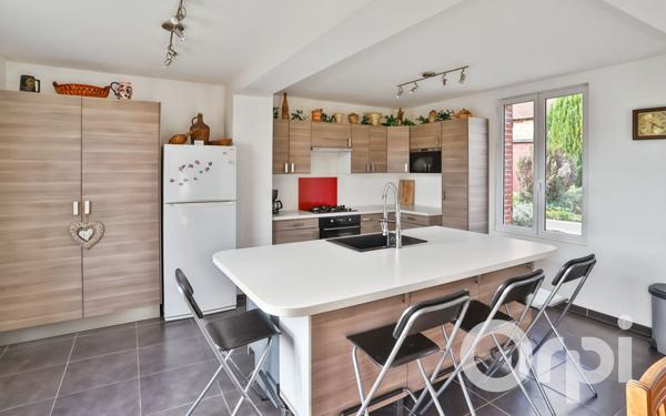 Maison à vendre    6 pièces • 75,63 m2 Gisors