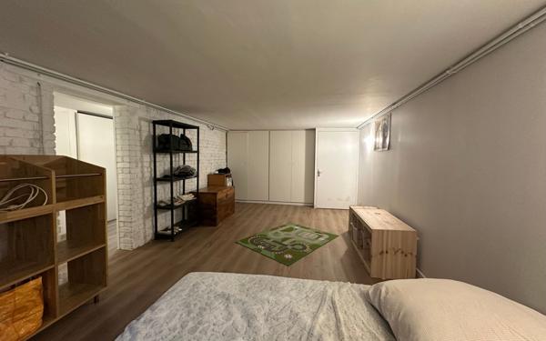 Maison à vendre    3 pièces • 77,70 m2 Saint-Maur-des-Fossés