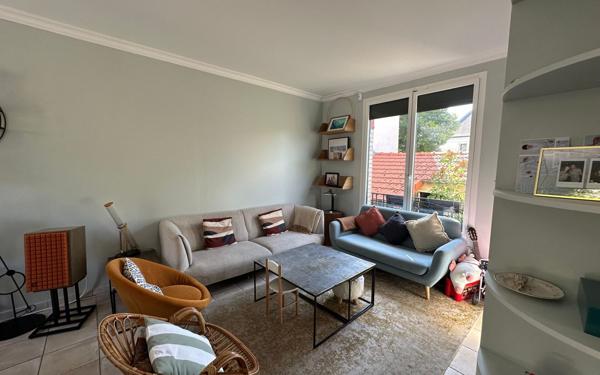 Maison à vendre    3 pièces • 77,70 m2 Saint-Maur-des-Fossés