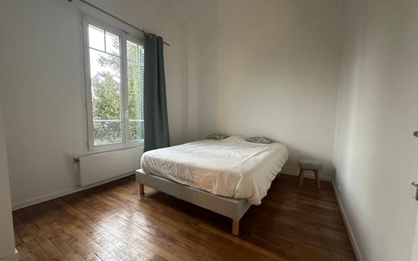 Maison à vendre    3 pièces • 77,70 m2 Saint-Maur-des-Fossés