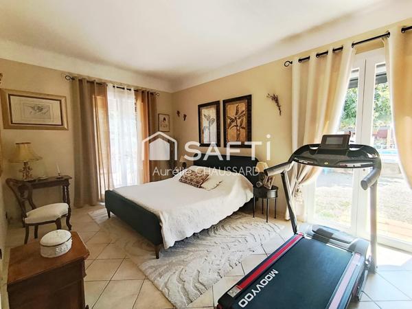 Maison 5 chambres grand jardin piscine