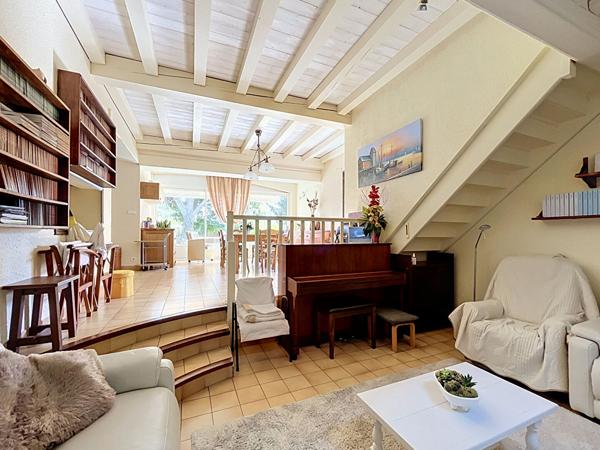 Ardèche, Le Pouzin : Villa d'architecte lumineuse, 4 chambres et bureau