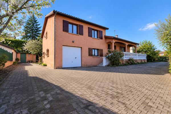 Secteur Charreard : Maison familiale 140 m²  #5 chambres # Terrain 591 m²