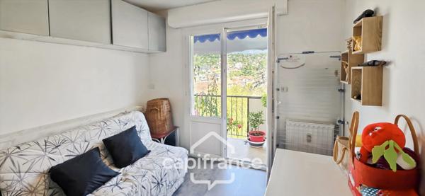 Appartement à vendre 5 pièces entre ville et lac - AIX LES BAINS (73) Dernier étage