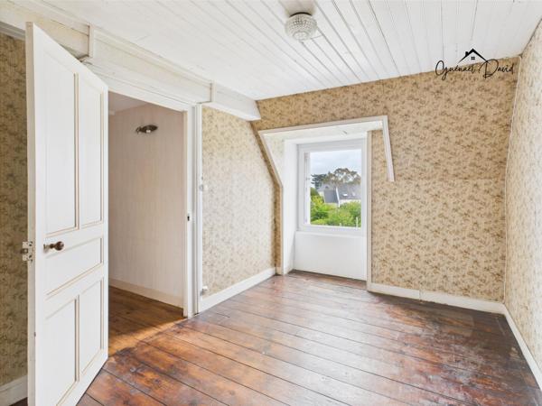 Ensemble immobilier à fort potentiel entre mer et commodités - Saint-Pol-de-Léon