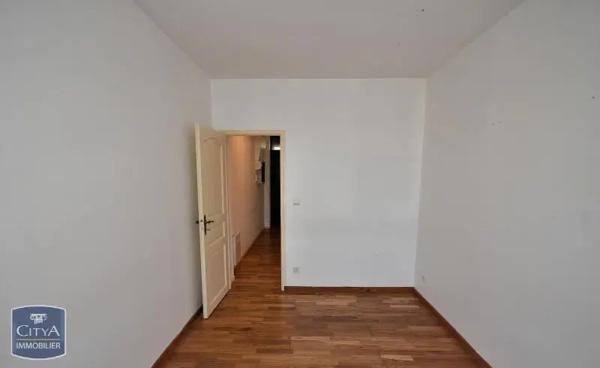 Appartement à louer 4 pièces 85m²