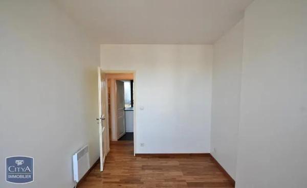 Appartement à louer 4 pièces 85m²