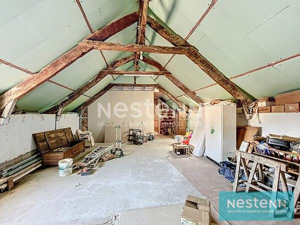 CORPS DE FERME A VENDRE HILLION - Corps de ferme avec fort potentiel de 170 m² habitables + dépendances