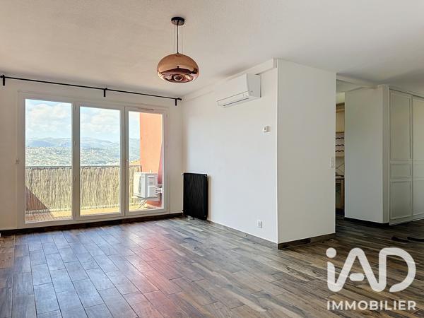 Location appartement 3 pièces 70 m² Nice