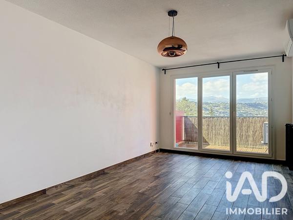 Location appartement 3 pièces 70 m² Nice