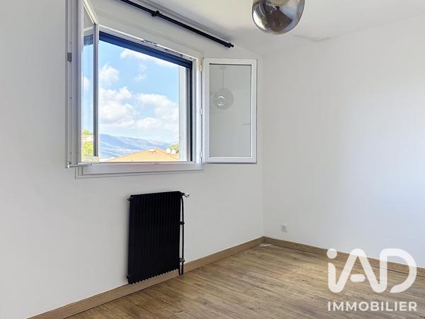Location appartement 3 pièces 70 m² Nice