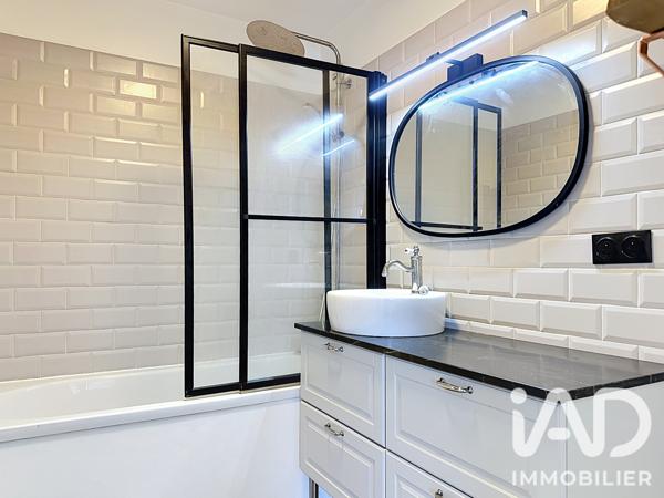 Location appartement 3 pièces 70 m² Nice