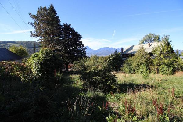 Saint-Jean-d'Arvey Terrain constructible  542 m²