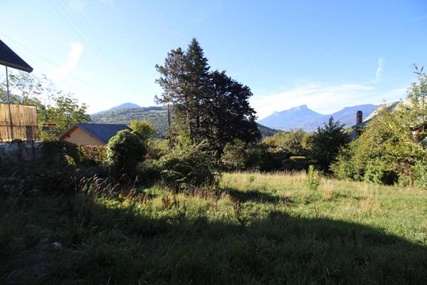 Saint-Jean-d'Arvey Terrain constructible  542 m²