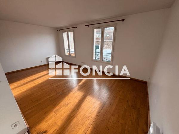 À vendre Studio 31.13 m² - Saint-cyr-l'école 78210