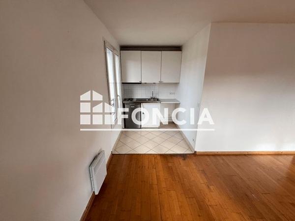 À vendre Studio 31.13 m² - Saint-cyr-l'école 78210