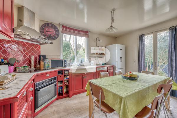 Maison Rueil Malmaison 7 pièce(s) 266m² €1 395 000 ** - Référence 19626