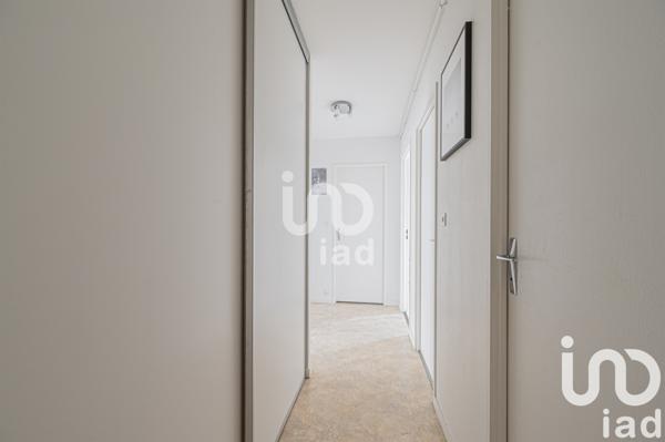 Appartement à vendre 5 pièces 91 m² Courbevoie