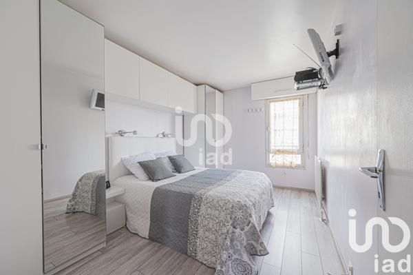 Appartement à vendre 5 pièces 91 m² Courbevoie