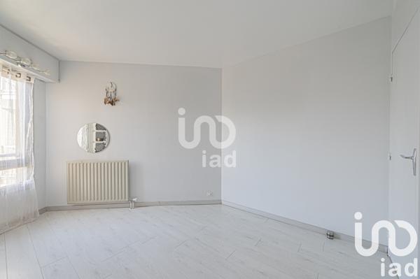 Appartement à vendre 5 pièces 91 m² Courbevoie