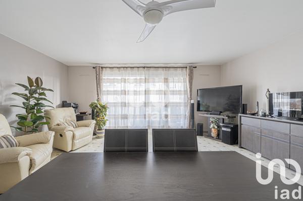 Appartement à vendre 5 pièces 91 m² Courbevoie