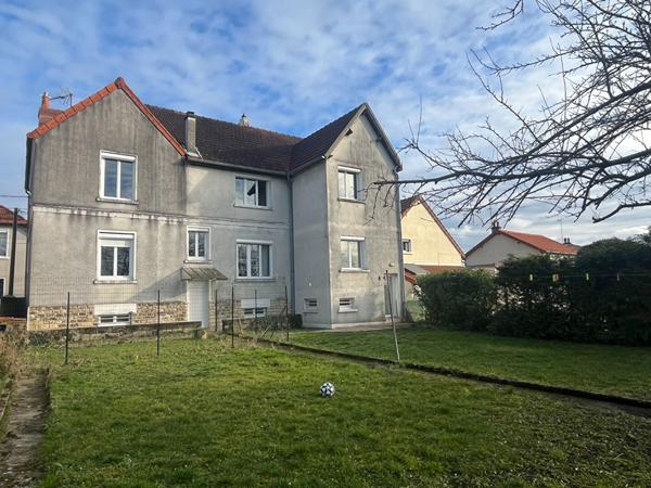 Immeuble Nevers 213 m2, airbnb, proche GARE SNCF, 2h30 PARIS, rentabilité